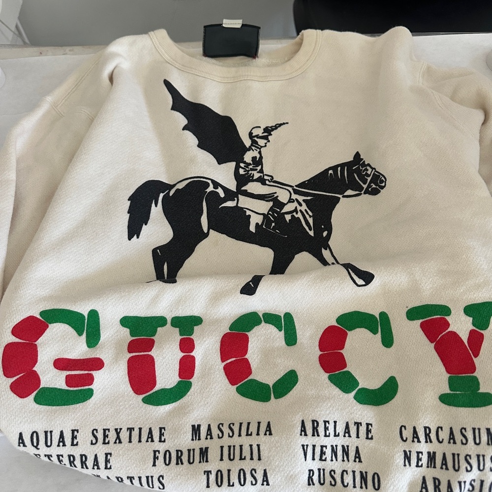 Gucci Men’s sweater